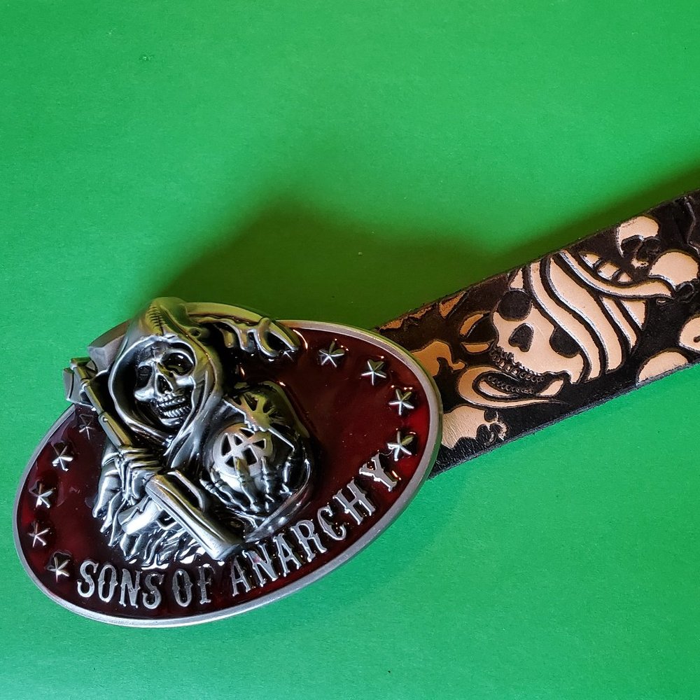 Skulls, Skulls, Skulls Genuine Leather Cowhide Belt and Epoxyl SKULL Buckle